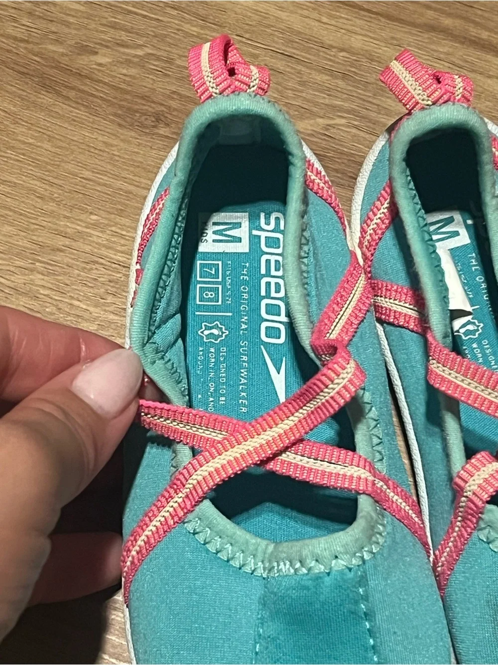 Speedo Girls Teal and Pink Elastic Strap Water Shoes